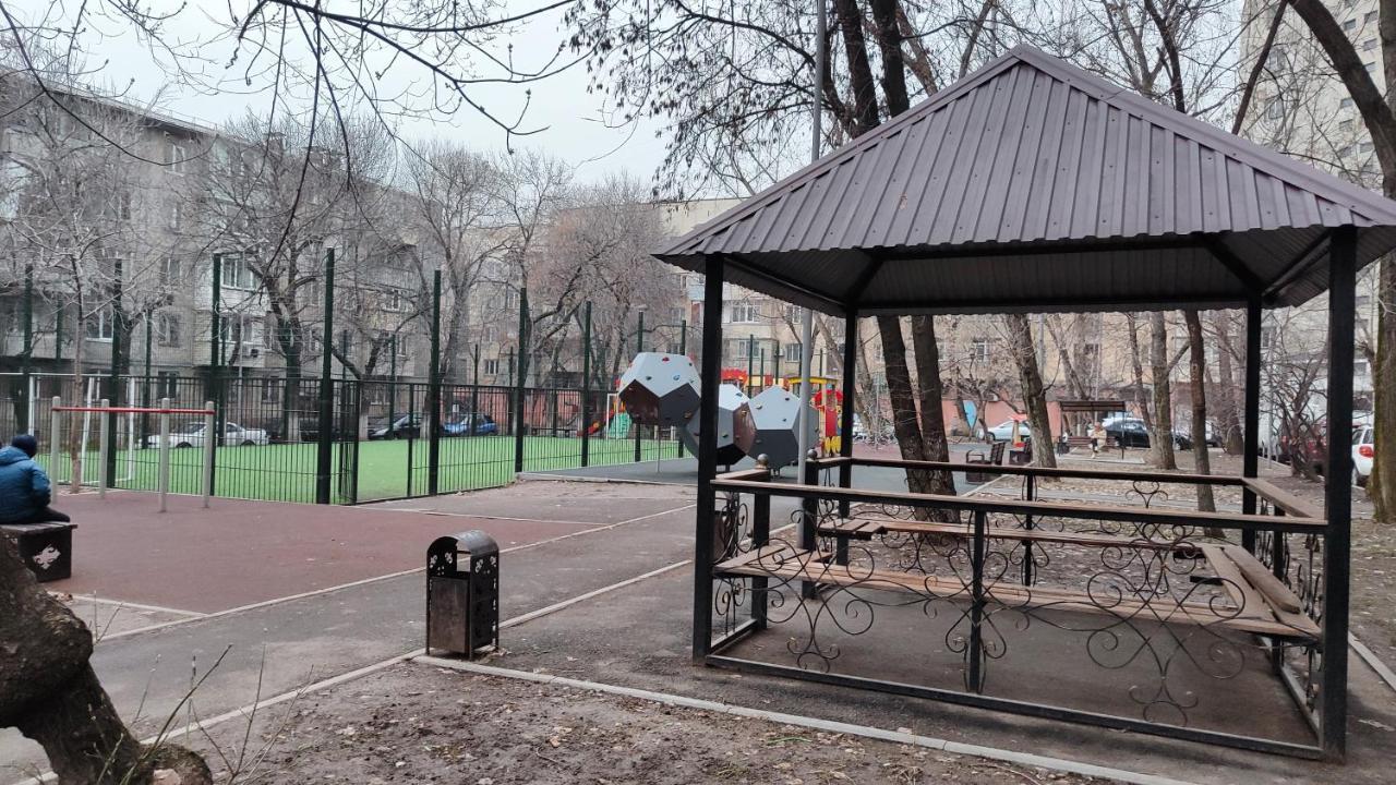 Золотой Квадрат 60 Кв2 Daire Almatı Dış mekan fotoğraf