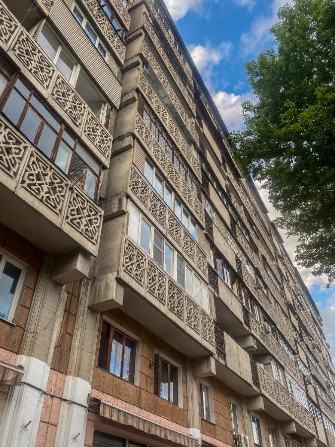 Золотой Квадрат 60 Кв2 Daire Almatı Dış mekan fotoğraf