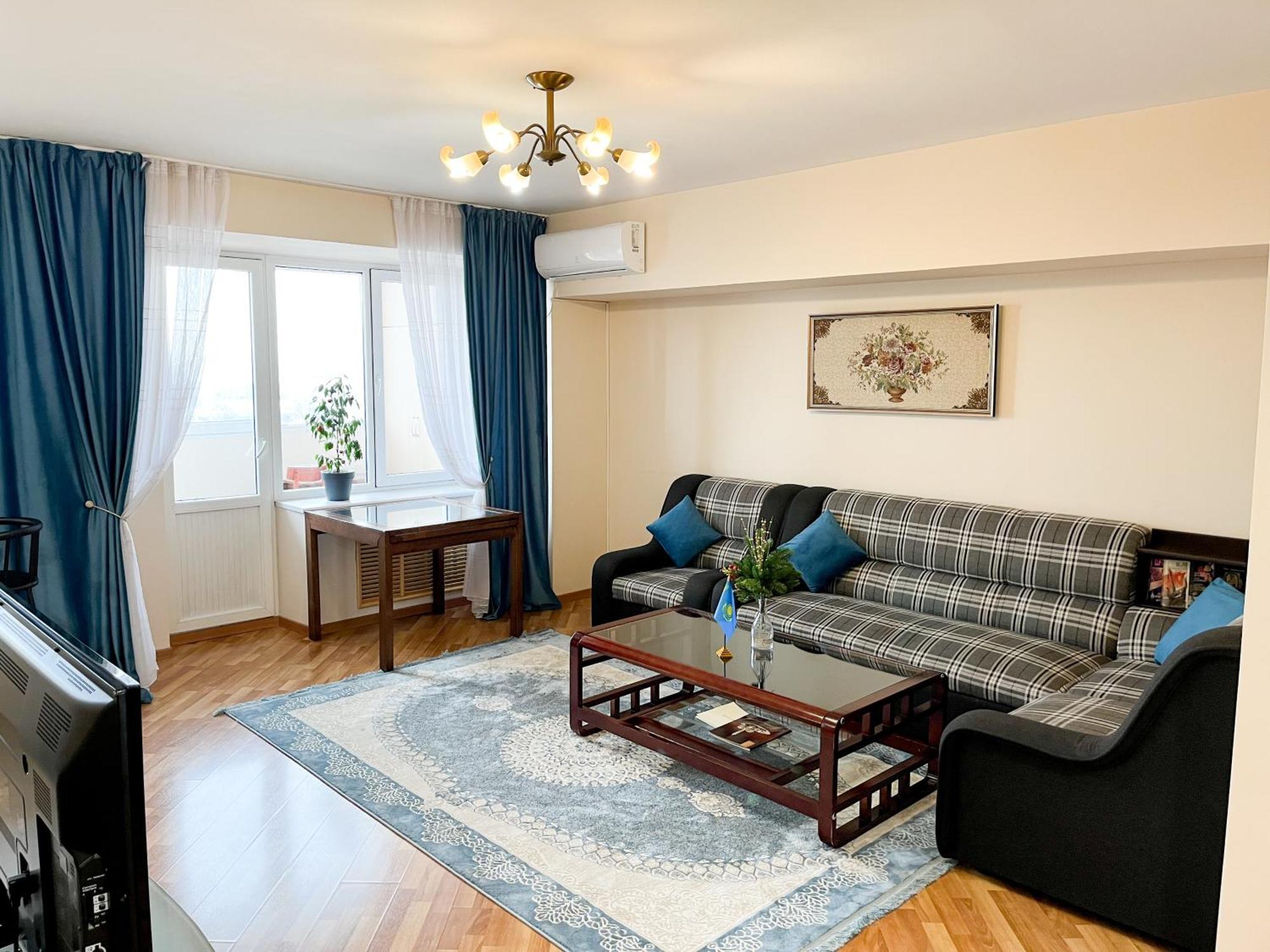 Золотой Квадрат 60 Кв2 Daire Almatı Dış mekan fotoğraf